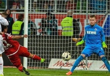 
کلن خارج از خانه یک امتیاز به دست آورد