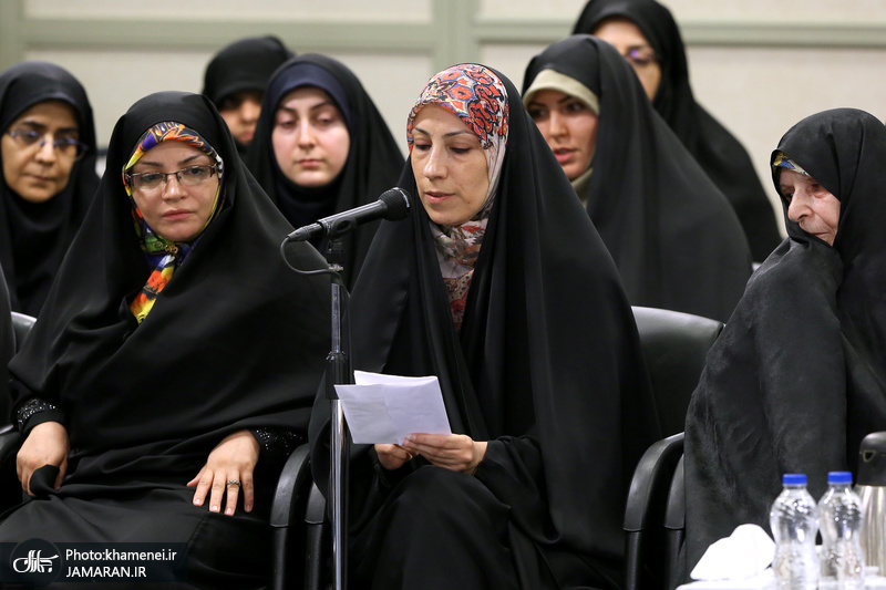 دیدار جمعی از شاعران و اهالی فرهنگ و ادب با رهبر معظم انقلاب