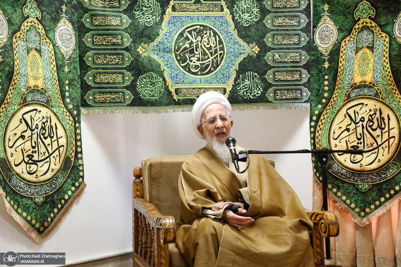 عمامه گذاری طلاب در روز عید مبعث توسط مراجع عظام تقلید‎‎