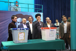 حضور سید حسن خمینی در پای صندوق رای