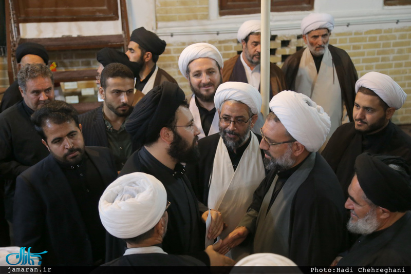 دیدار جمعی از ائمه جماعات استان قم با سید علی خمینی