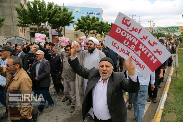 نمازگزاران بجنوردی علیه اقدام ترامپ راهپیمایی کردند