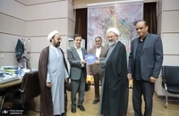 دیدار اعضای شورای سیاستگذاری همایش وکلای شرعی امام خمینی(س) با شهردار قم