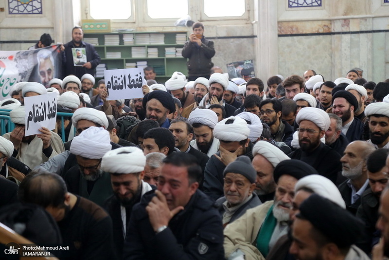 اجتماع طلاب در محکوم کردن اقدام تروریستی دولت آمریکا در به شهادت حاج قاسم سلیمانی