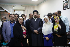دیدار جمعی از فعالان فضای مجازی باسید حسن خمینی 