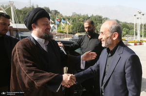 بازدید سید حسن خمینی از ساختمان شیشه ای صداوسیما