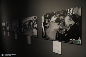 نمایشگاه عکس های کمتر دیده شده از مرحوم آیت الله سید محمود طالقانی