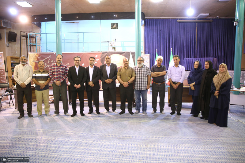 ورکشاپ نقطه عطف در حسینیه جماران