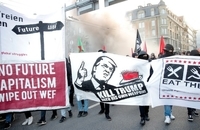 تظاهرات علیه سفر ترامپ به داووس