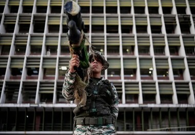 هشدار فارین افرز: تغییر نظام در ونزوئلا، تکرار فاجعه‌های عراق و لیبی برای آمریکا