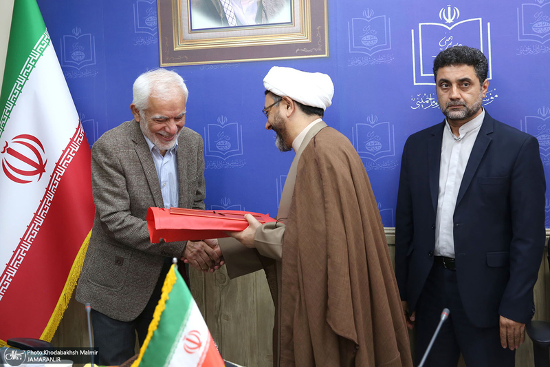 دیدار پیشکسوتان رژه 19 تیر 1358 با رییس موسسه تنظیم و نشر آثار امام خمینی (س)