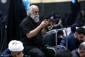 مراسم عزاداری شب تاسوعای حسینی در حرم امام خمینی (س)