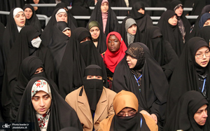 دیدار شرکت‌کنندگان در مسابقات بین‌المللی قرآن با رهبر معظم انقلاب