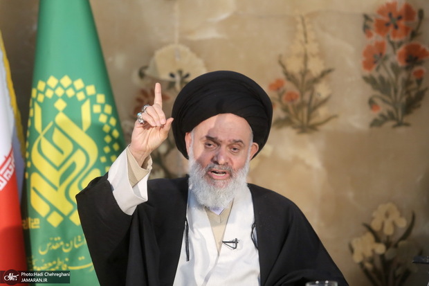 انتقاد رییس جامعه مدرسین از برخی طلبه ها