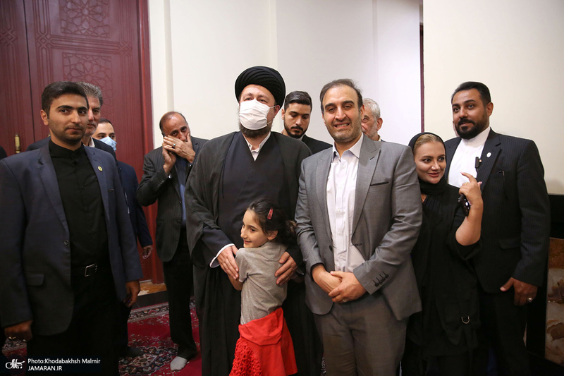 دیدار جمعی از نمایندگان پیروان ادیان الهی با سید حسن خمینی