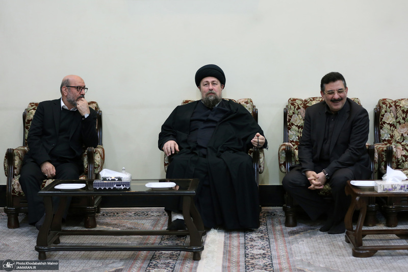 دیدار با رئیس و جمعی از کارکنان بنیاد مستضعفان با سیدحسن خمینی