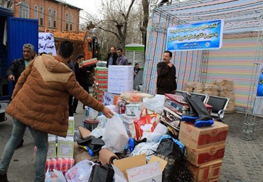 شهروندان محلات چهار میلیارد ریال به مناطق سیل زده کمک کردند