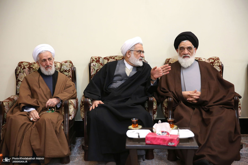 حاشیه های تجدید میثاق رئیس قوه قضائیه و مسئولان عالی قضایی با آرمان‌های حضرت امام خمینی (س)