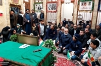 گرامیداشت دهه مبارک فجر در بیت امام خمینی (4)