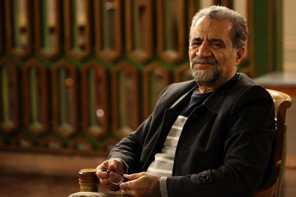  مصطفی رحماندوست از پیشتازی حکیم توس می گوید