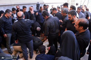 مراسم خاکسپاری پیرغلام اهل بیت(ع) حاج مصطفی طالبی در جوار حرم امام خمینی(س)