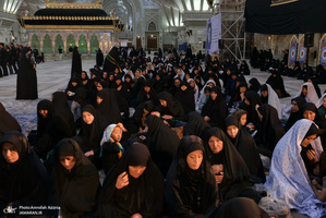 عزاداری ظهر عاشورا در حرم مطهر امام خمینی(س)