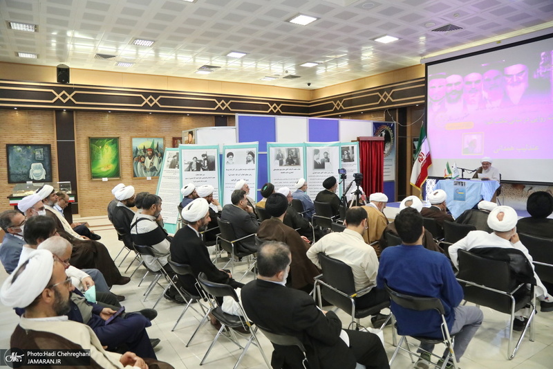 نشست علمی «جایگاه تراث روایی در مبانی مکتب قم» در نمایشگاه حضور صد ساله خورشید