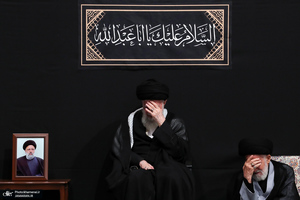 اولین شب مراسم عزاداری حضرت اباعبدالله الحسین (ع) در حسینیه امام خمینی