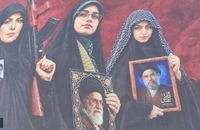 اقدام عجیب شهرداری قم در نصب بیلبوردهای بزرگ با تصاویر کوچکی از امام خمینی (11)