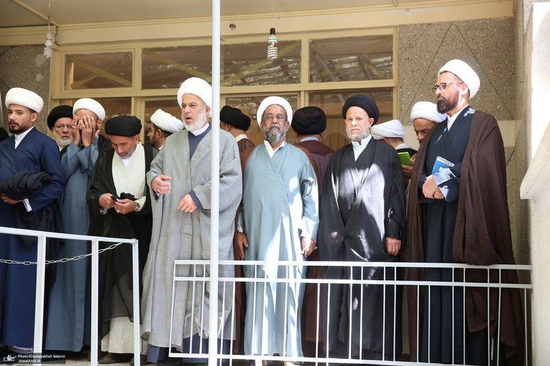 بازدید جمعی از علمای نجف از حسینه و مجموعه فرهنگی جماران