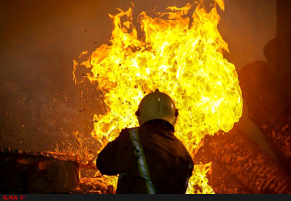آتش‌سوزی در کارخانه جوجه‌کشی در بیرجند