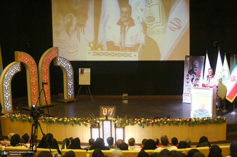 آیین تجلیل از داوطلبان جمعیت هلال احمر