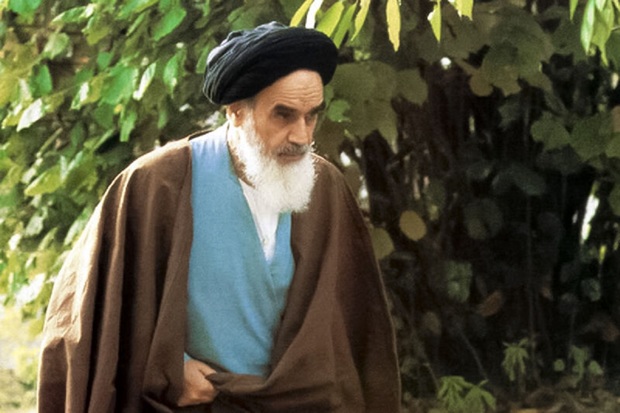 Imam Khomeini advised believers to take care of hereafter life matters