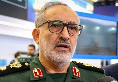 نحوه ترور شهید شادمانی از زبان دخترش: پدرم در تعقیب و گریز مستقیم با رژیم صهیونیستی به شهادت رسیدند؛ خیلی‌ها فکر می‌کنند ایشان در یک بمباران هوایی تصادفی شهید شده که این‌طور نبوده است + فیلم