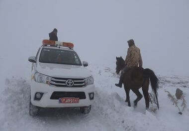 جاده‌های ارتباطی روستاهای دامنه سبلان برف‌روبی شد