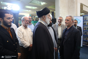 غرفه موسسه تنظیم و نشر آثار امام خمینی (ره) در سی و ششمین نمایشگاه کتاب تهران-4