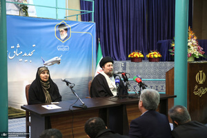 دیدار وزیر و جمعی از کارکنان وزارت راه و شهرسازی با سید حسن خمینی