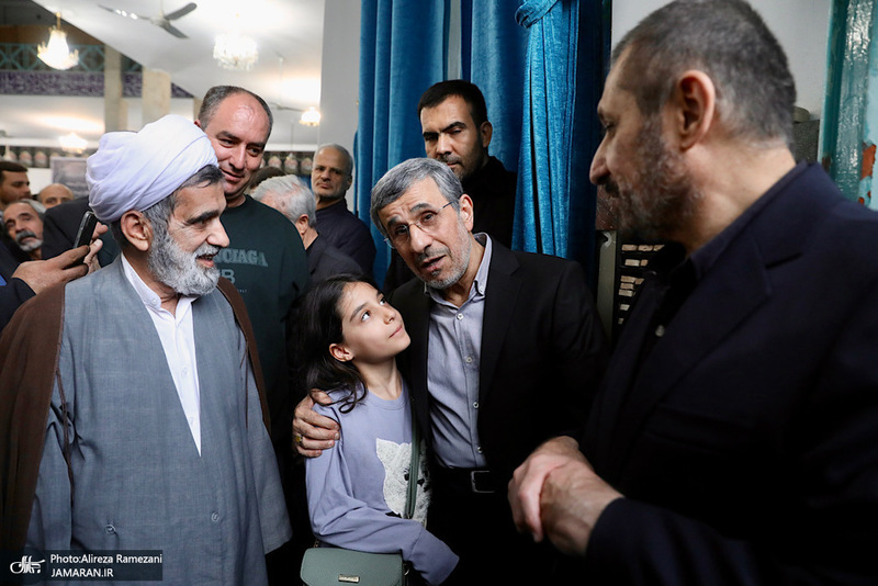 مراسم ختم خواهر محمود احمدی نژاد