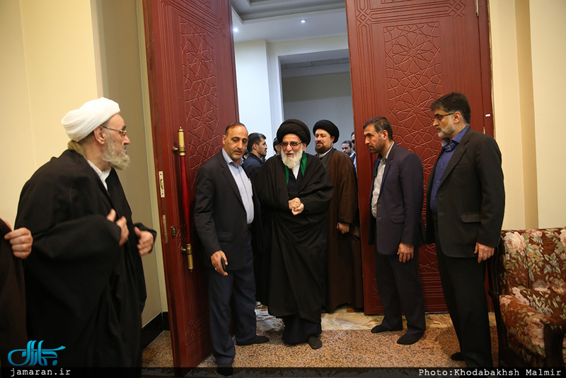 تجدید میثاق رئیس و اعضای مجمع تشخیص مصلحت نظام با آرمان های امام خمینی(س)