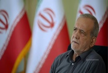 پزشکیان: من اگر تهدید کنم علیرغم میل رهبری می‌آیند طرف من؟! عقل هم خوب چیزی است! من اگر بخواهم استعفا بدهم رسما اعلام می‌کنم! آنهایی که به تفاهم‌نامه می‌گویند شکست، حرف اسرائیل را می‌زنند