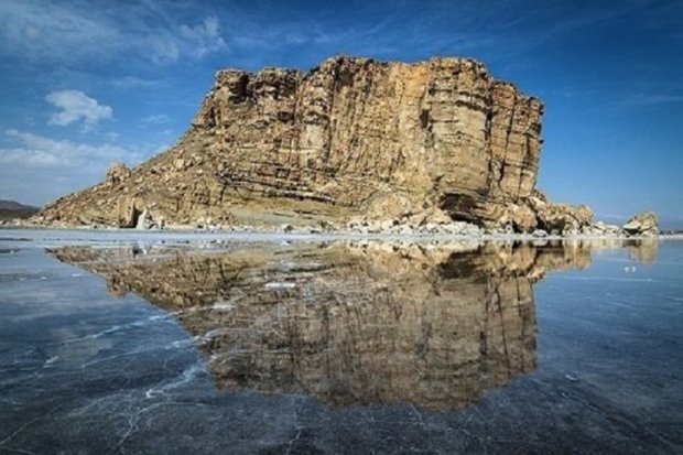 1 2 میلیارد مترمکعب آب دریاچه ارومیه تبخیر می شود