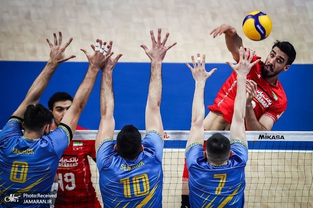 خانزاده: این برد را تقدیم مردم می کنیم