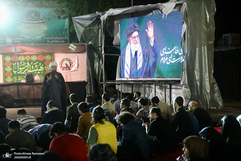 پنجاه و‌هفتمین اجتماع پر شور مردم در مقابل دانشگاه تهران