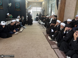 مراسم عزاداری روز تاسوعای حسینی در بیوت مراجع و علماء‎