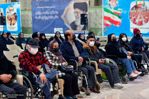 رزمایش کمک مومنانه با اهدای ۳۰۰ دستگاه ویلچر به بهزیستی در حرم امام  خمینی (س)