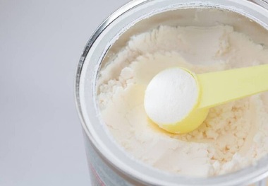 خرید و فروش قوطی شیر خشک در سایت های اینترنتی + عکس