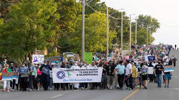 Canadians rally against Islamophobia
