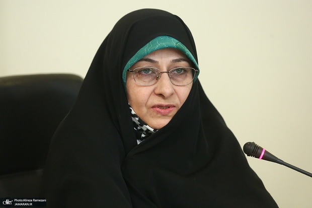 خزعلی: رئیس جمهور می‌گوید با فردی که کشف حجاب کرده برخورد کنید اما شرکت تعطیل نشود