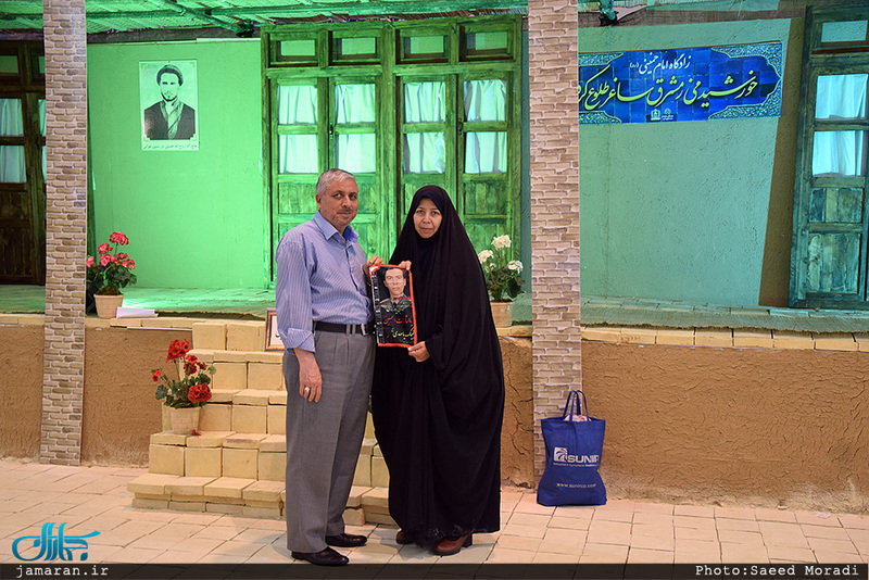 غرفه موسسه تنظیم و نشر آثار امام خمینی(س) در نمایشگاه بین المللی قرآن کریم