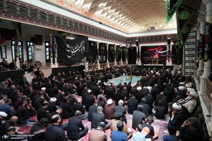 مراسم عزاداری روز تاسوعای حسینی در بیوت مراجع و علماء‎